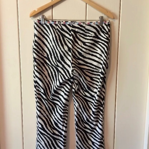 Guess Collection Zebra cropped pant with beaded belt - Picture 3 of 6
